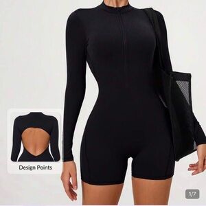 SHEIN Black Long Sleeve Bodysuit